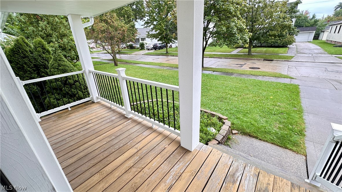 233 John Street Property Photo 6