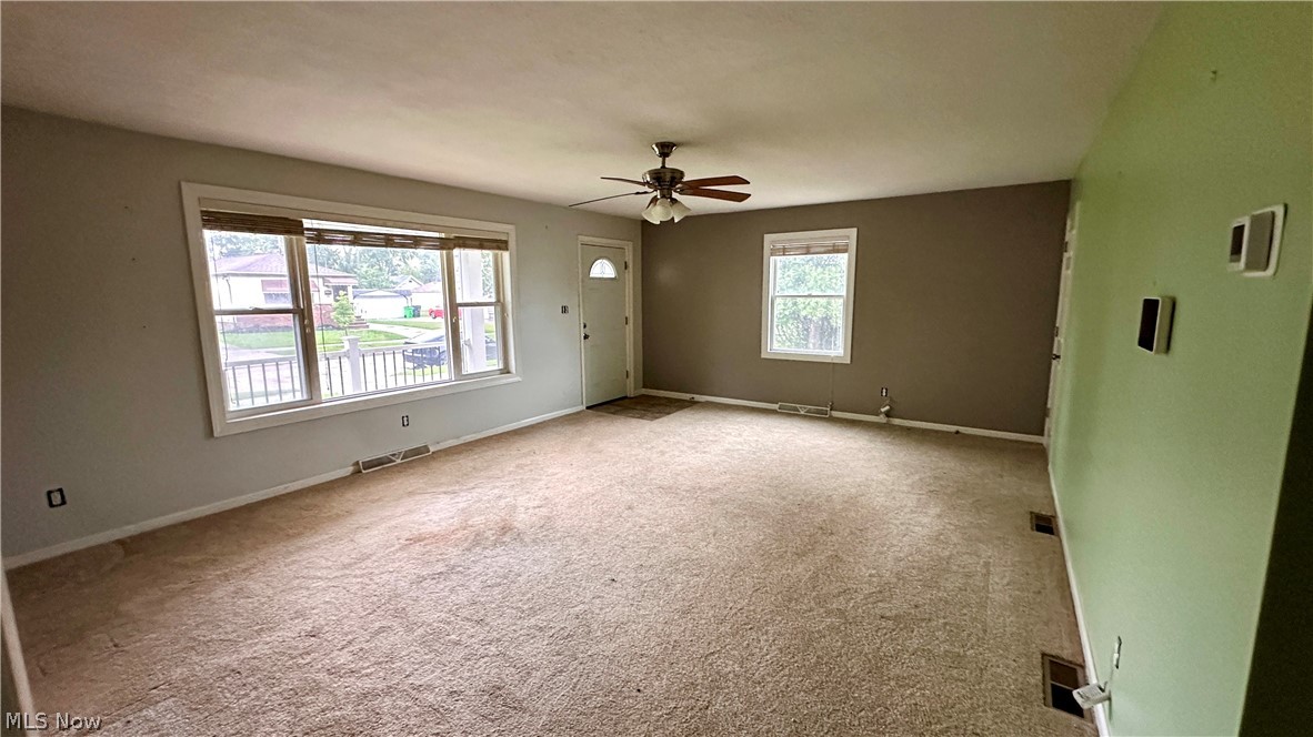 233 John Street Property Photo 8