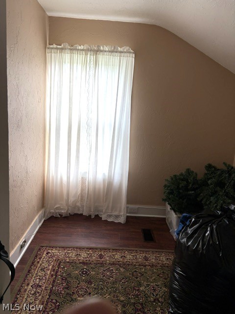 10060 Broadview Road Property Photo 16