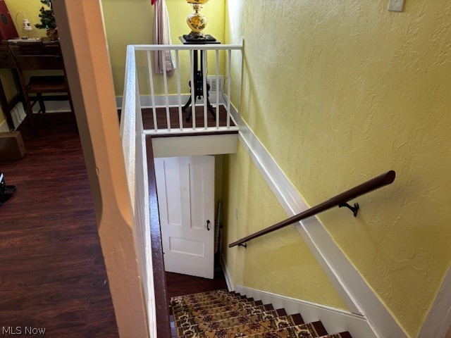 10060 Broadview Road Property Photo 25
