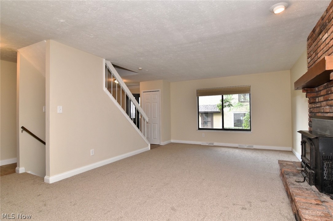 32623 Jefferson Drive Property Photo 8