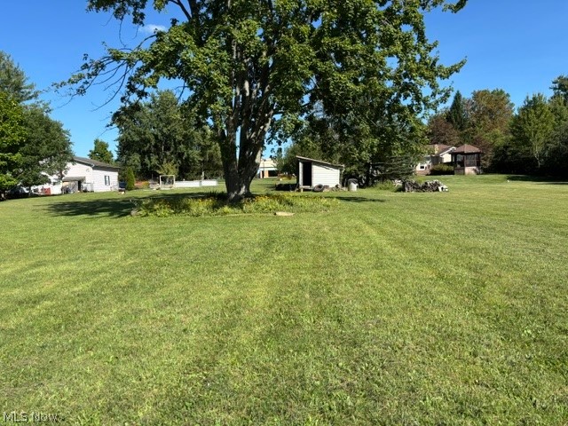 10070 Broadview Road Property Photo 6