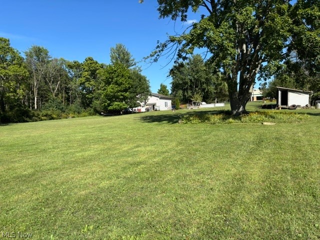 10070 Broadview Road Property Photo 7