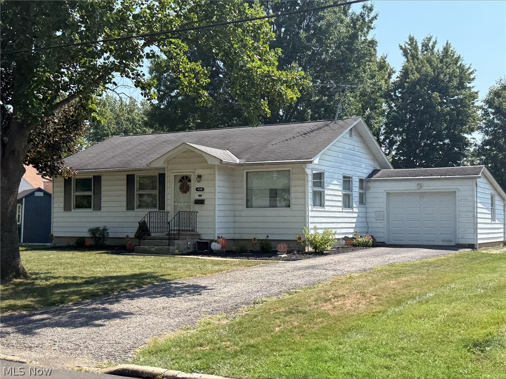 439 Markley Avenue Property Photo 1