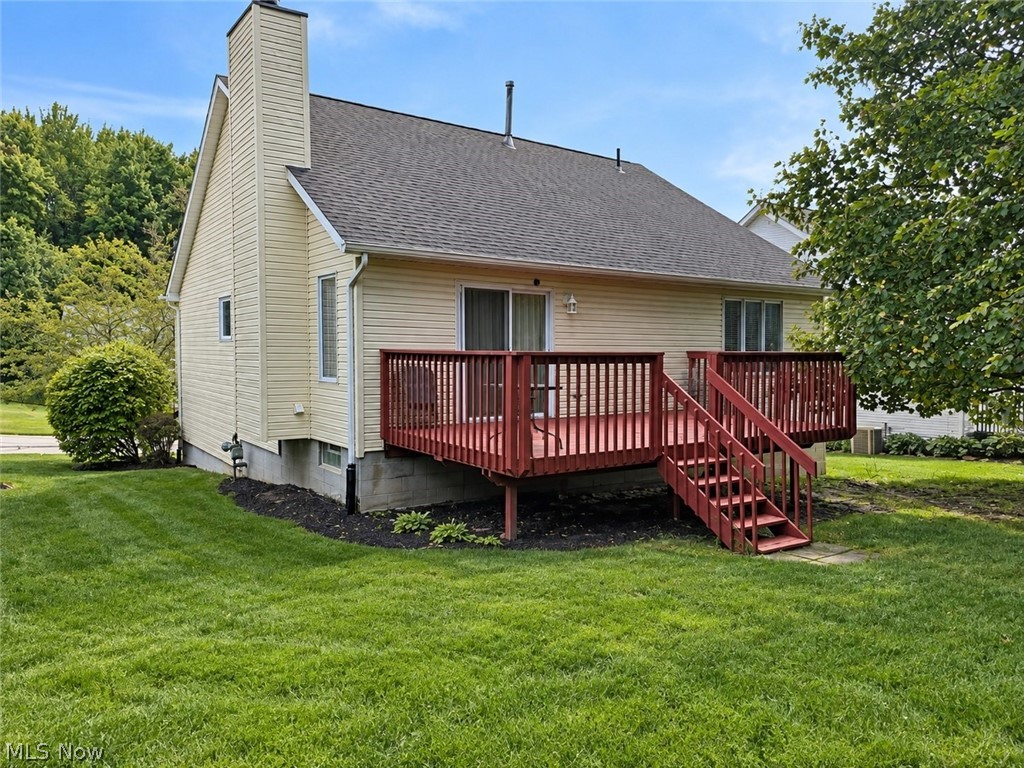 3168 Pondview Drive Property Photo 3