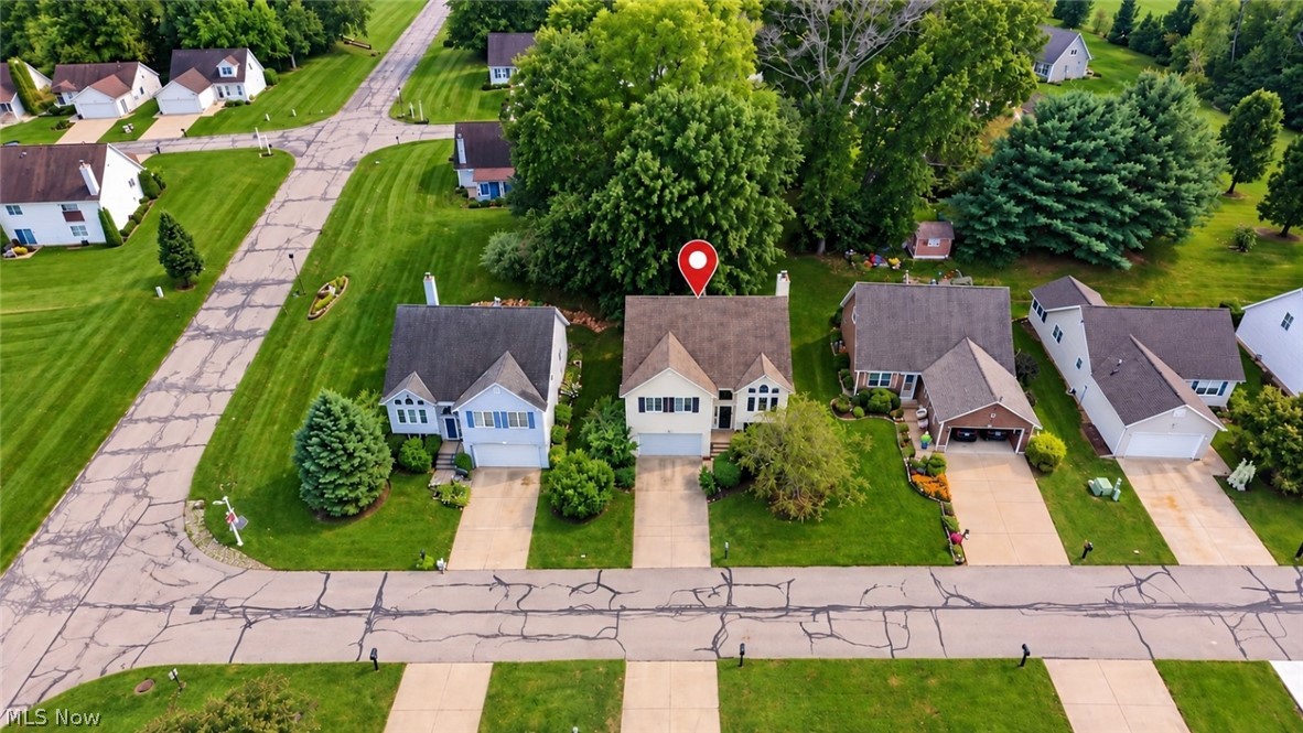 3168 Pondview Drive Property Photo 4
