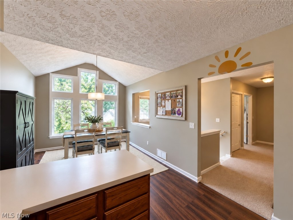 3168 Pondview Drive Property Photo 5