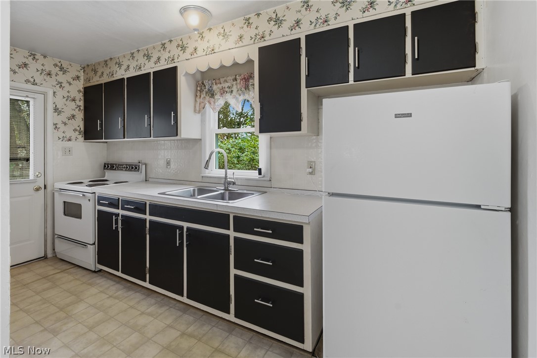 782 Saxon Avenue Property Photo 12