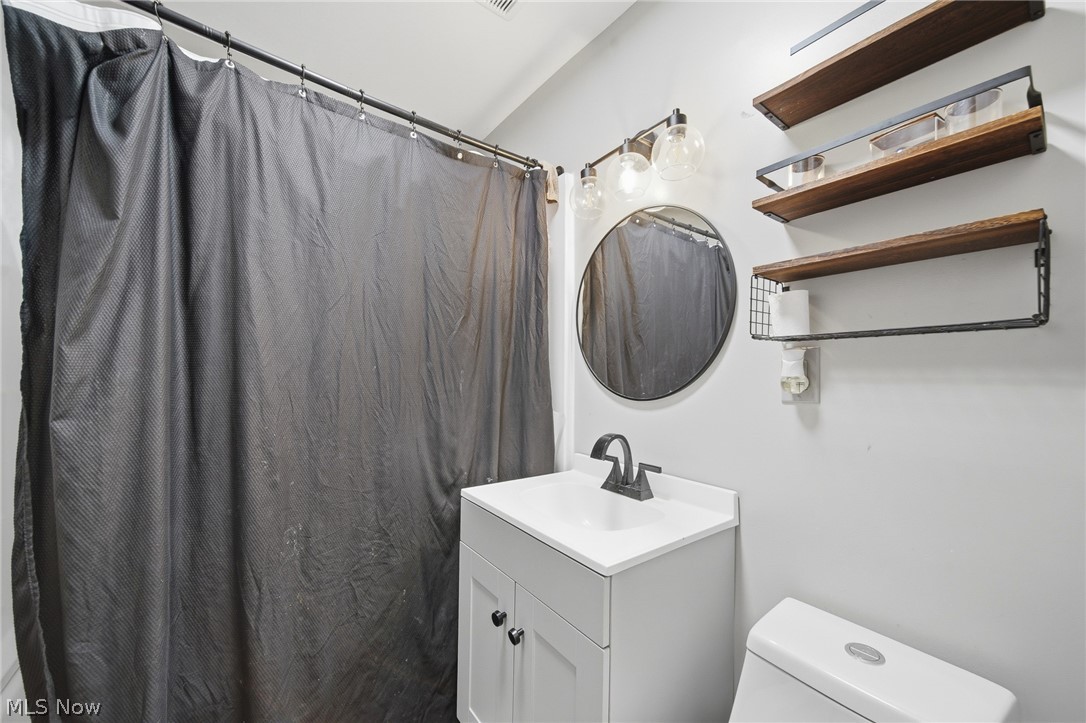 788 E Archwood Avenue Property Photo 12