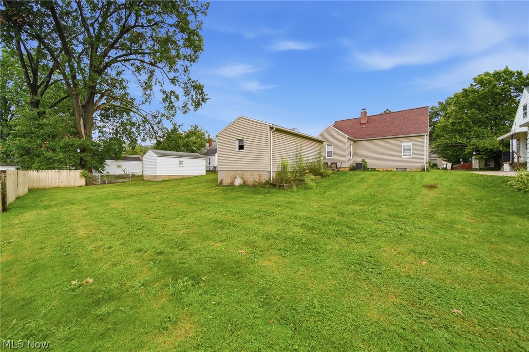 788 E Archwood Avenue Property Photo 15