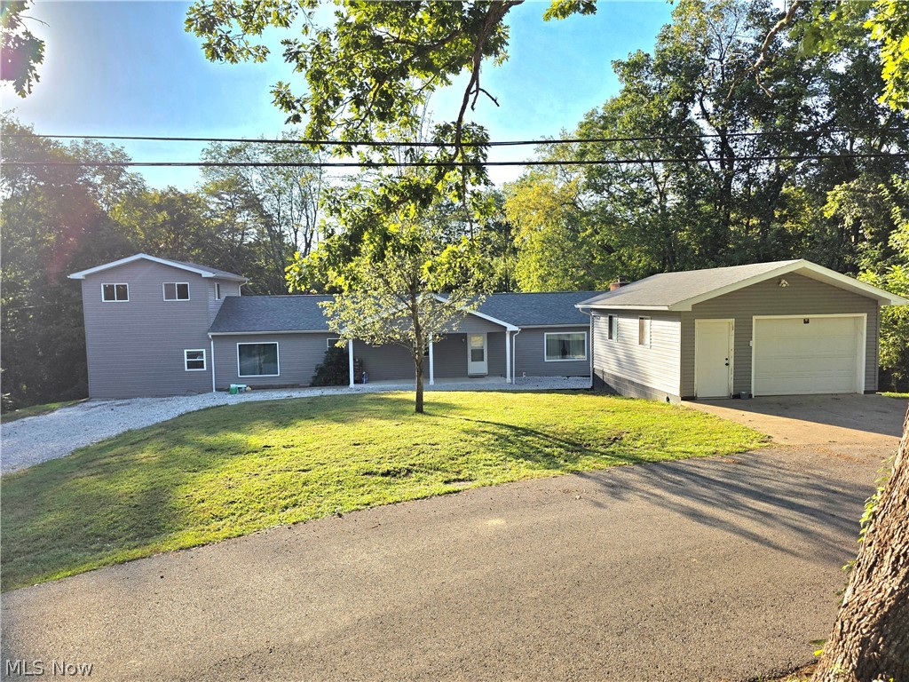 2372 Oak Grove Extension Road Property Photo 1