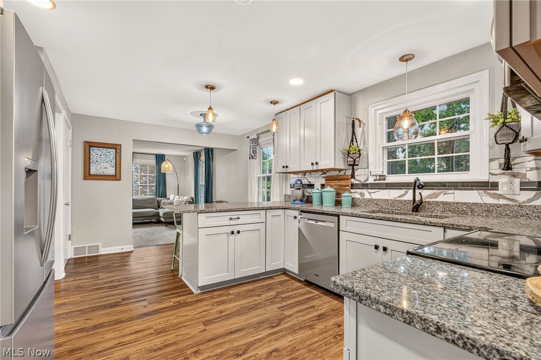 1901 Devonshire Drive Nw Property Photo 13