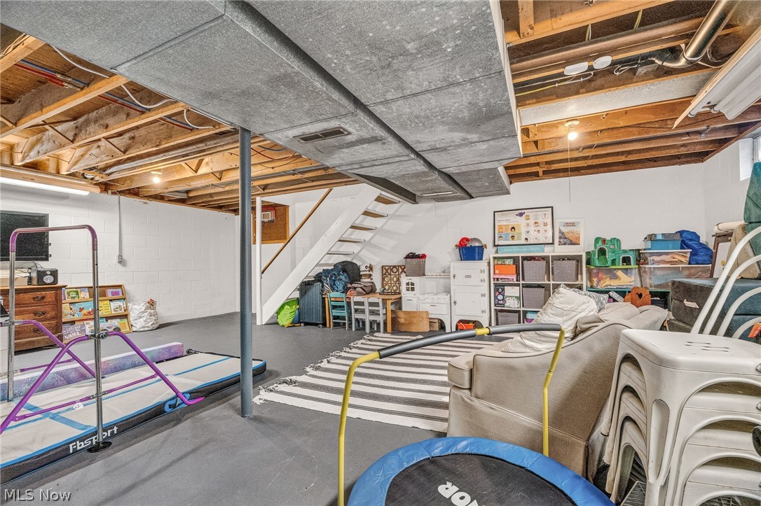 1901 Devonshire Drive Nw Property Photo 24
