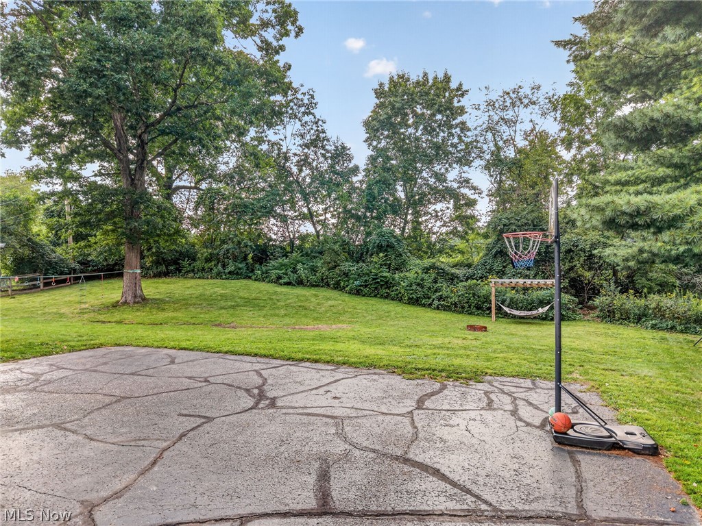 1901 Devonshire Drive Nw Property Photo 31