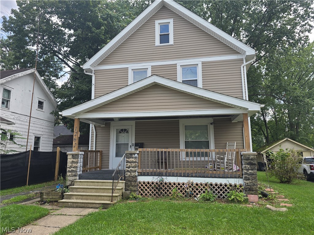 1262 South Street Se Property Photo 1