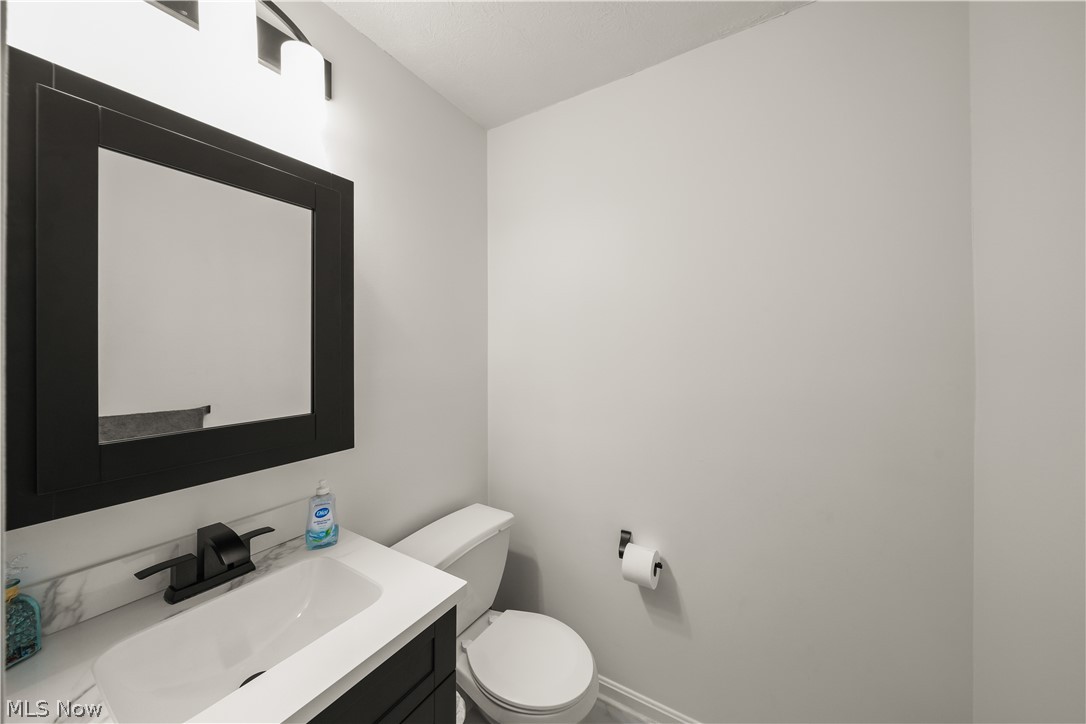 9545 Greenmeadow Road Property Photo 10