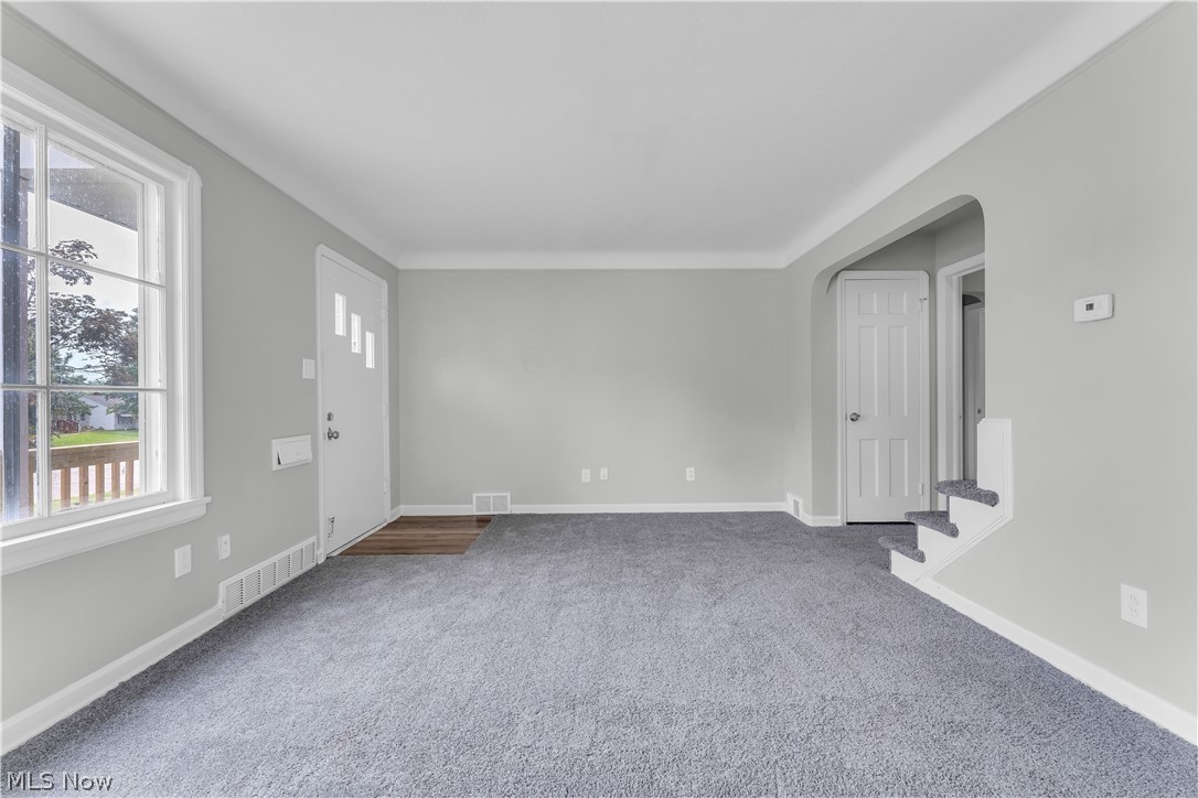 18907 Harlan Drive Property Photo 4