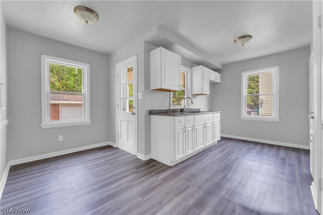 18907 Harlan Drive Property Photo 6