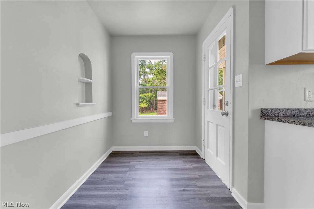 18907 Harlan Drive Property Photo 10