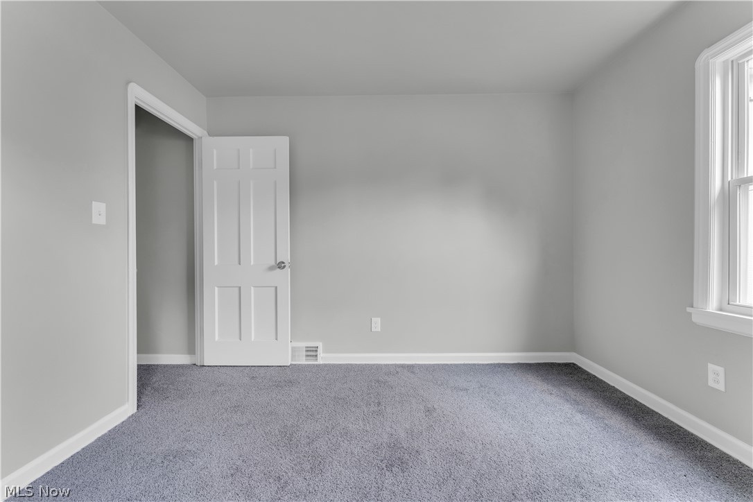 18907 Harlan Drive Property Photo 16