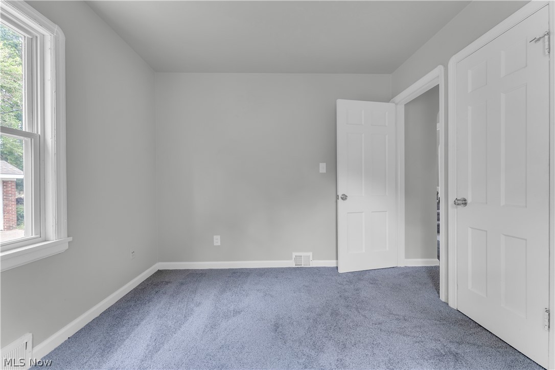18907 Harlan Drive Property Photo 17