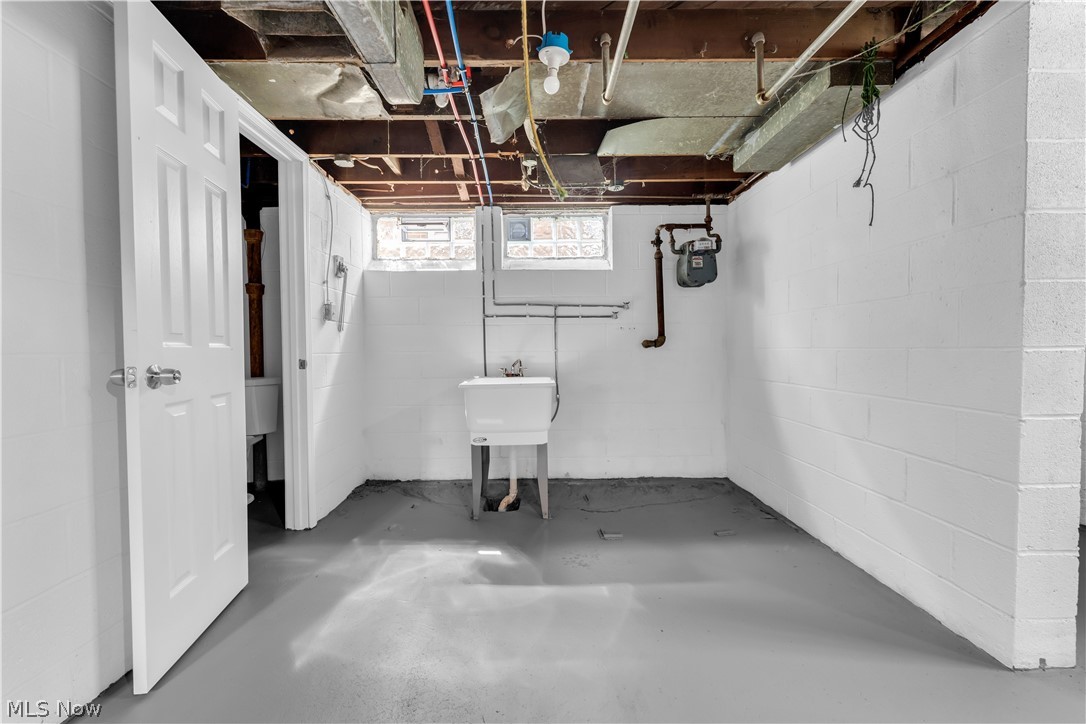 18907 Harlan Drive Property Photo 21