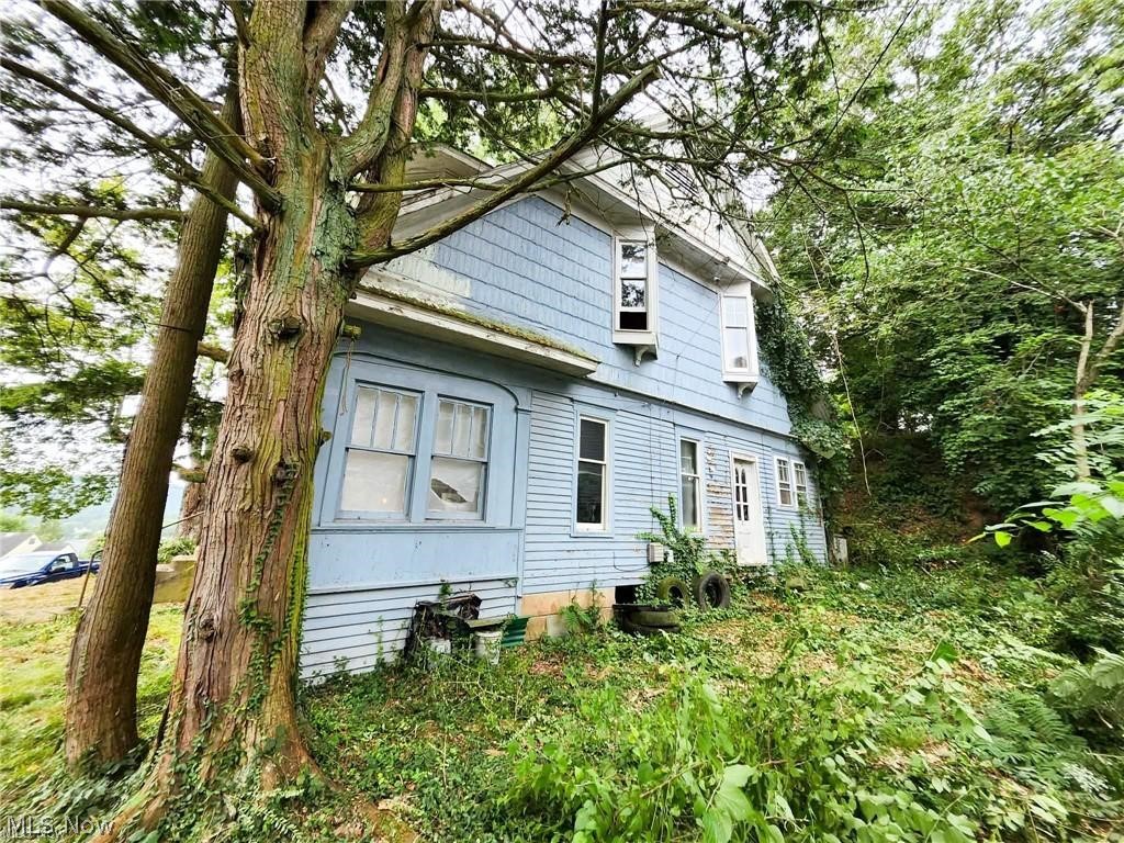 103 Circle Ave Property Photo 3