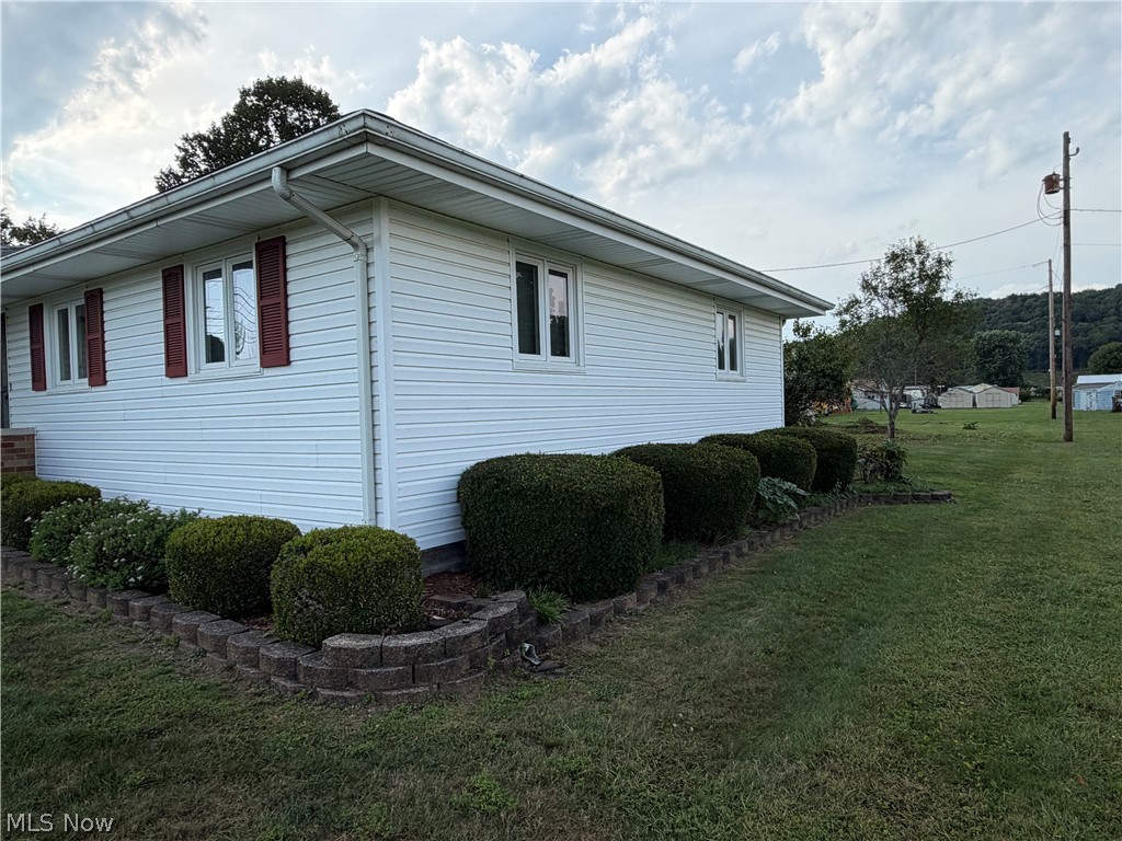 6063 E State Road Property Photo 22