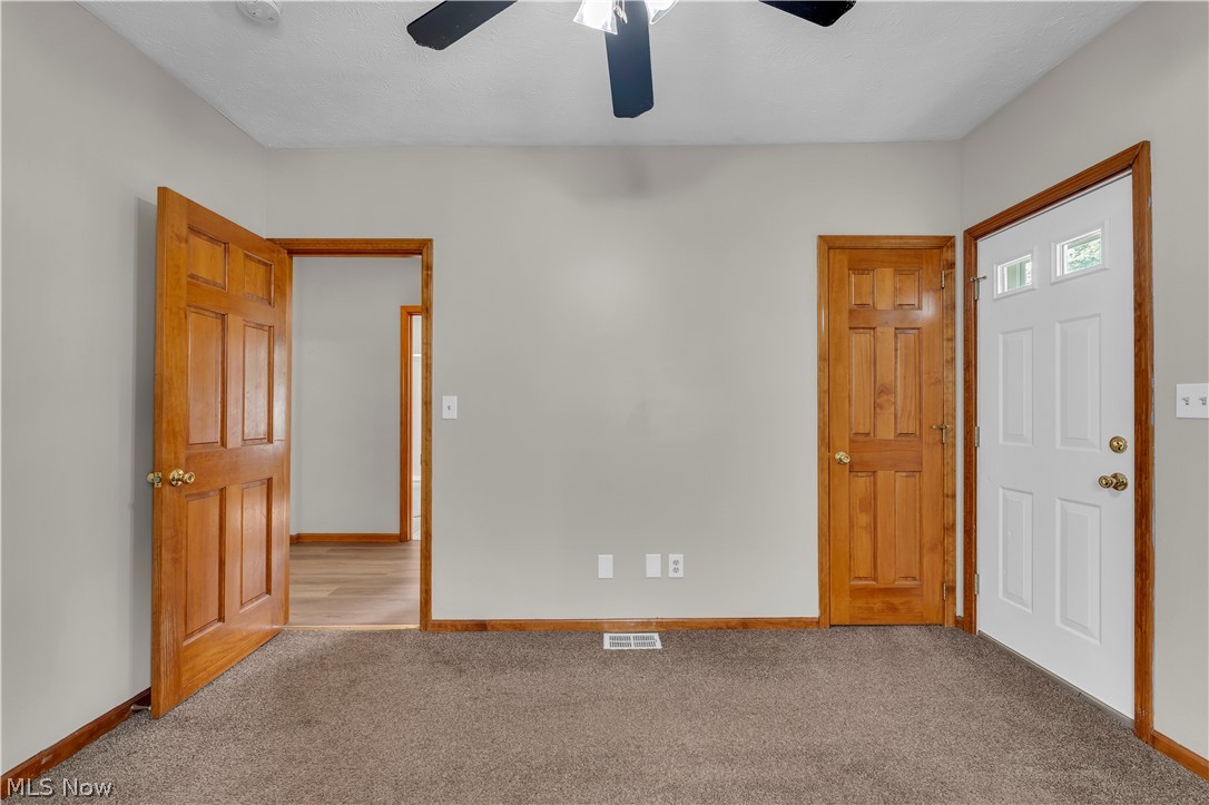 1460 E 204th Street 1/dn Property Photo 11