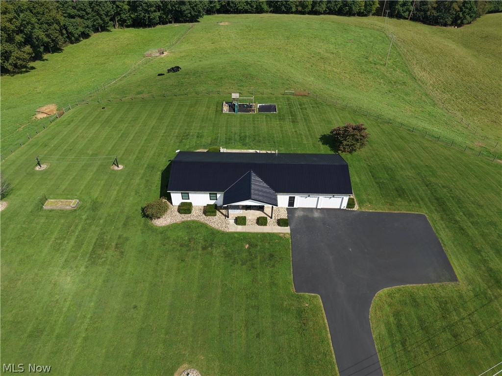 56965 Stumptown School Road Property Photo 1