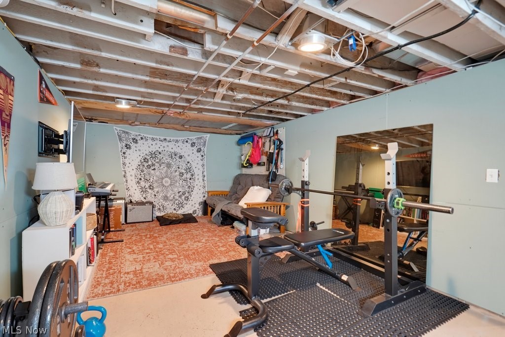 428 Roslyn Avenue Property Photo 33