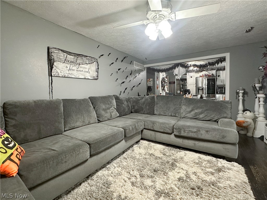 731 Oregon Avenue Property Photo 15