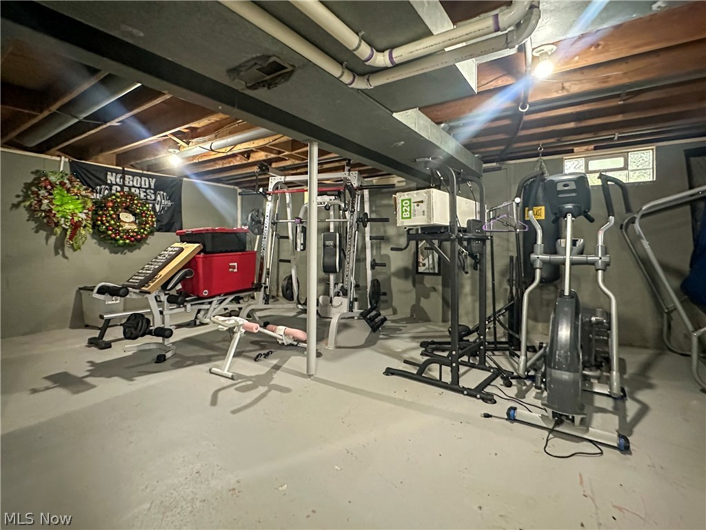731 Oregon Avenue Property Photo 33