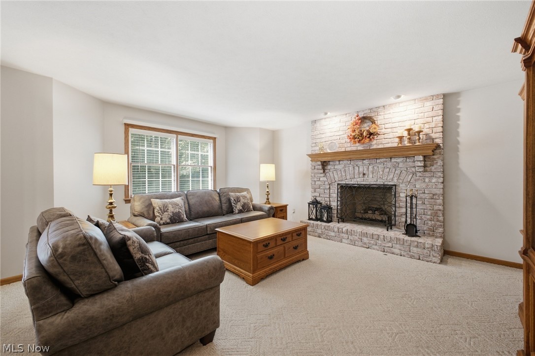 279 Jade Circle Property Photo 7