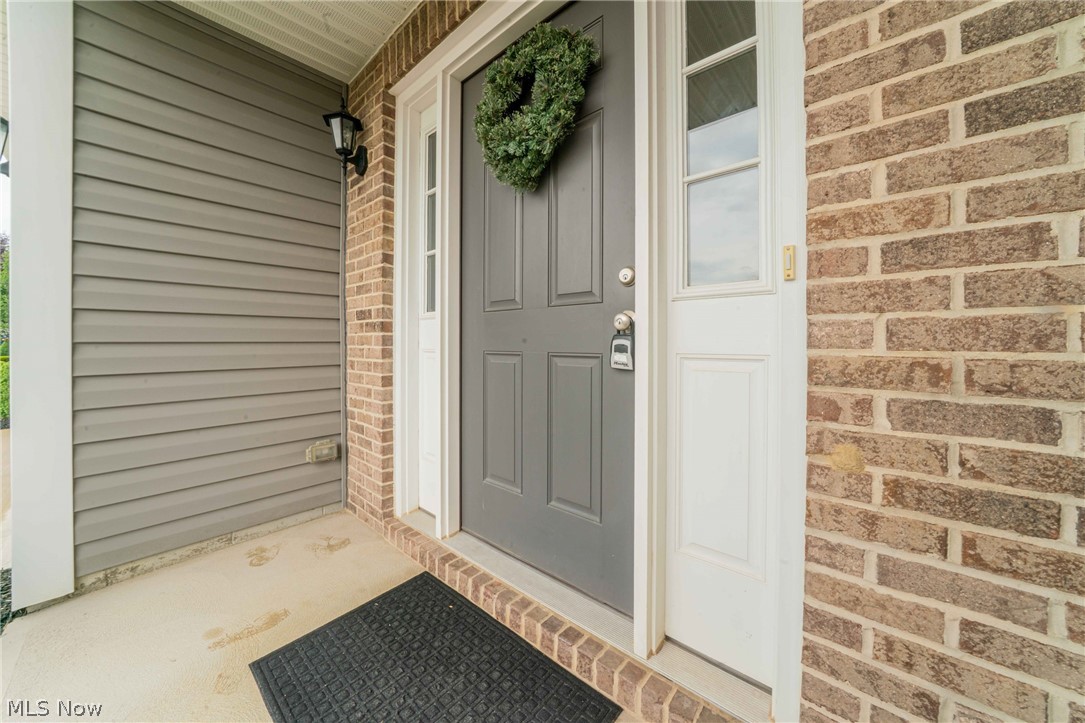 27282 Emerald Oval N Property Photo 2