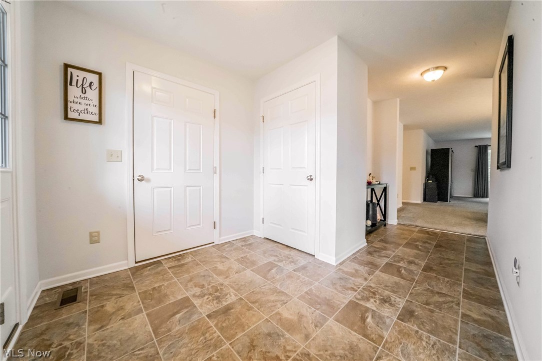 27282 Emerald Oval N Property Photo 7