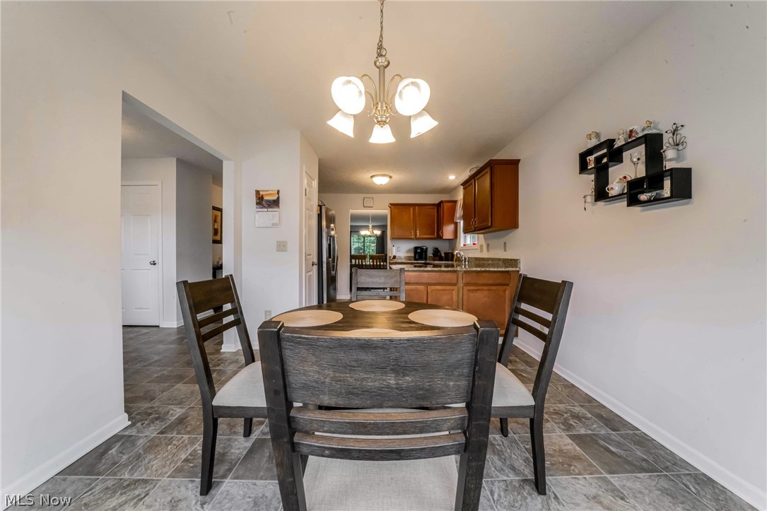 27282 Emerald Oval N Property Photo 9