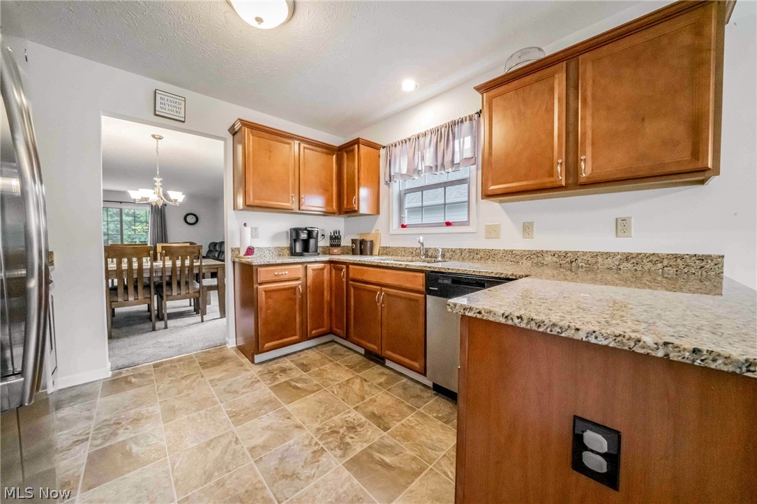 27282 Emerald Oval N Property Photo 13