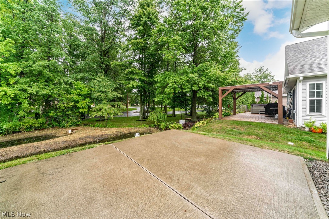 27282 Emerald Oval N Property Photo 36