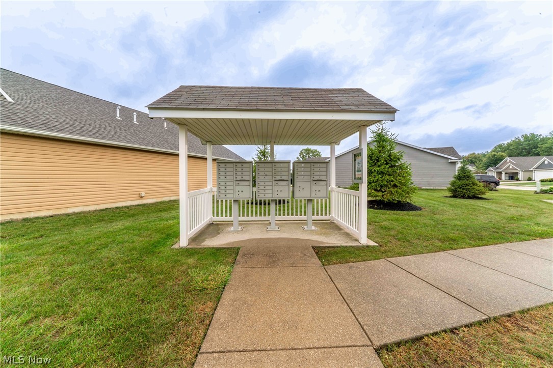 27282 Emerald Oval N Property Photo 42