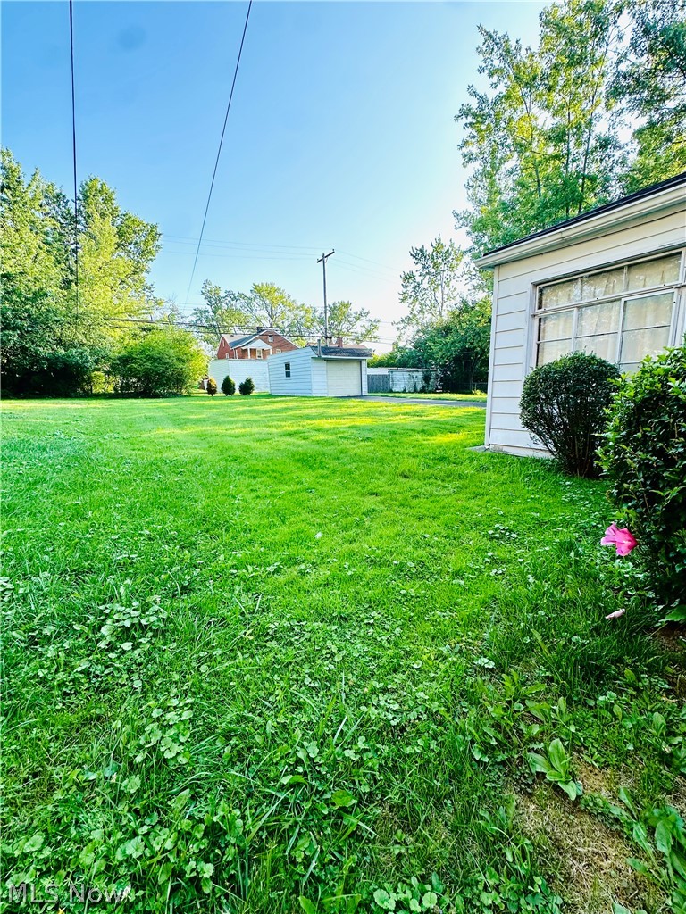 4102 Colony Road Property Photo 4
