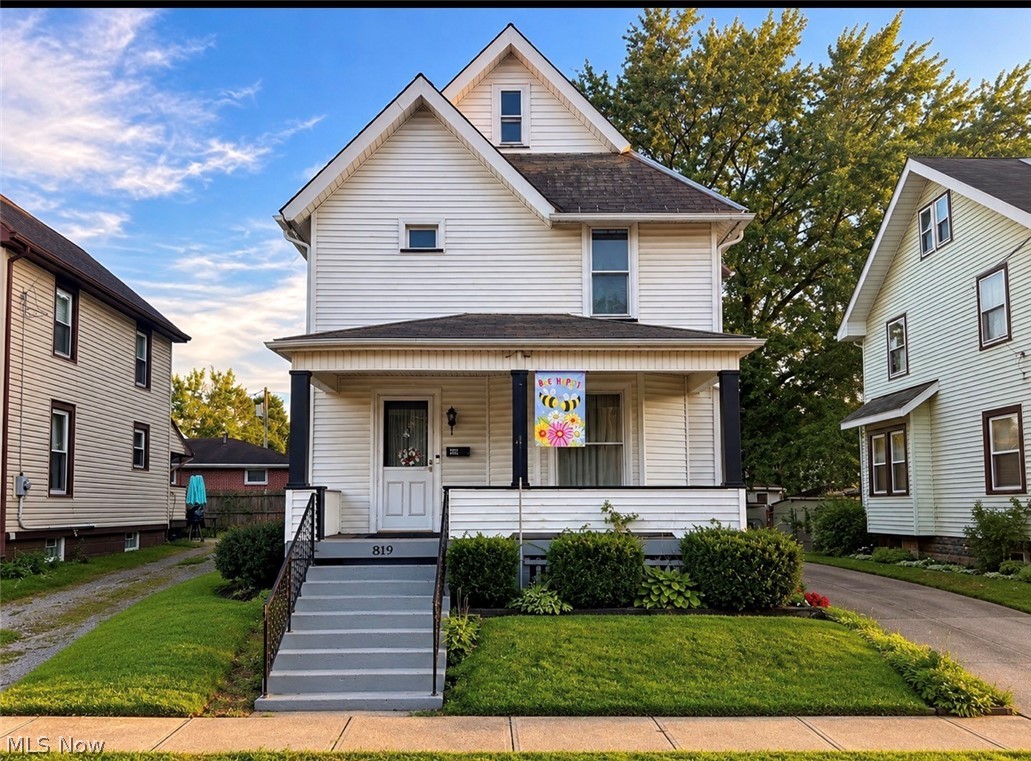 819 Lincoln Way NW