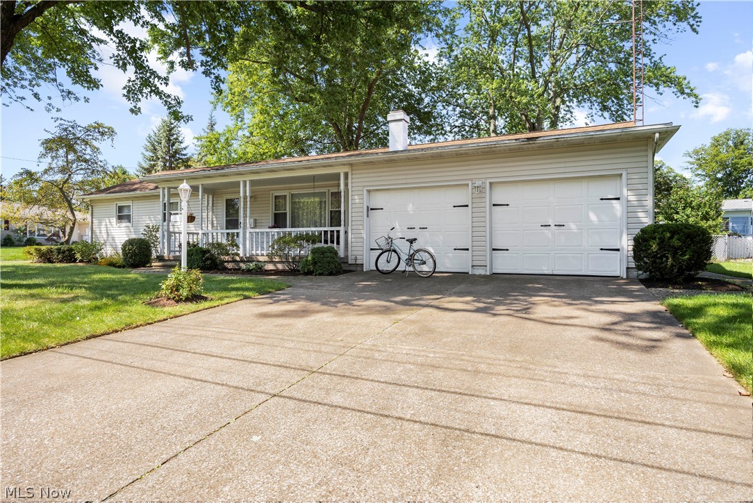 541 Lincoln Avenue Property Photo 1