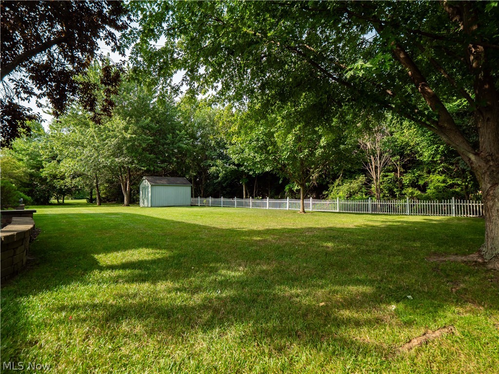 4754 Belmont Drive Property Photo 2