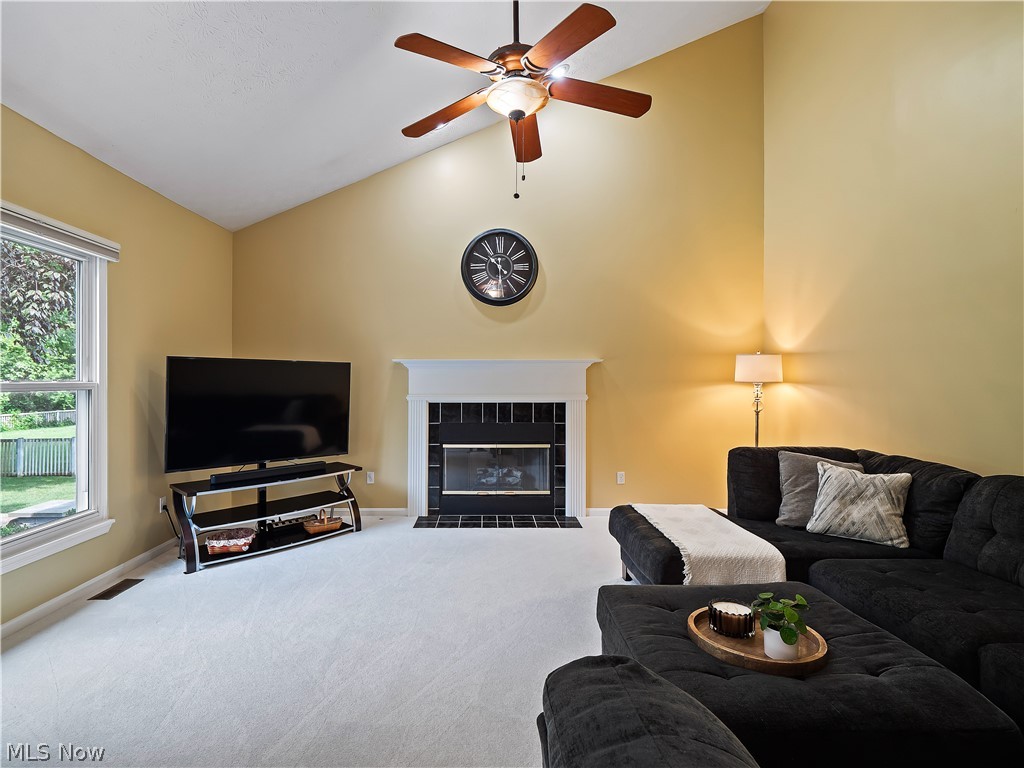 4754 Belmont Drive Property Photo 4
