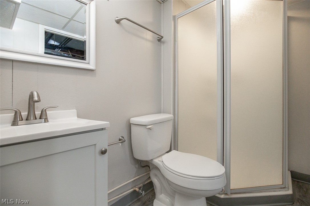 6615 Gilbert Avenue Property Photo 30