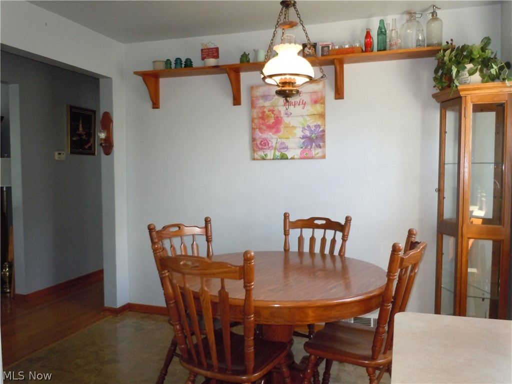 23750 Puritan Avenue Property Photo 4