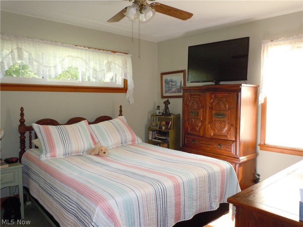 23750 Puritan Avenue Property Photo 7