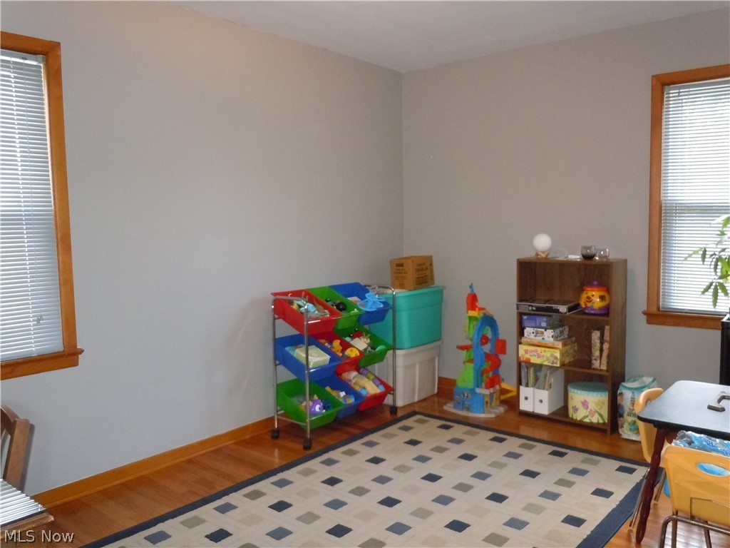 23750 Puritan Avenue Property Photo 8