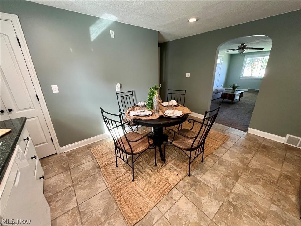 627 Poland Avenue Property Photo 8